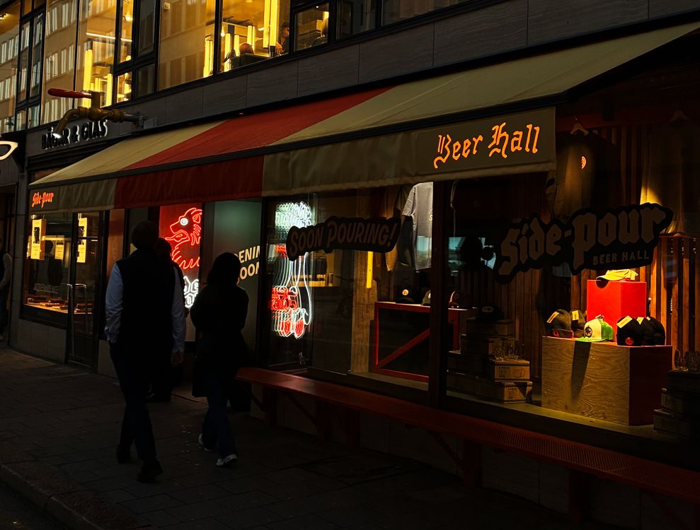 Side Pour Beer Hall  – bild 5