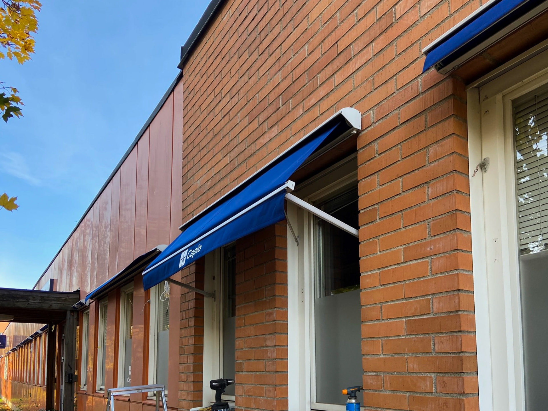 Markiser till villa copenhagen – solskydd av PS Skylt & Inredning