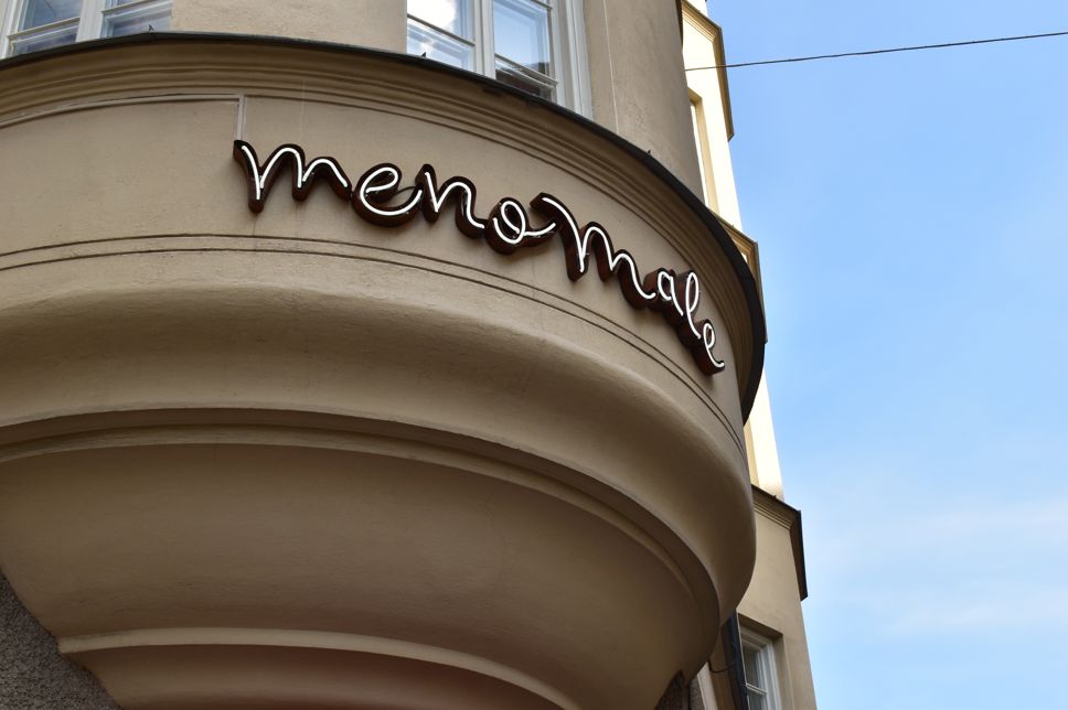 Fasadskylt & baldakin till Meno Male Kungsholmen – bild 3