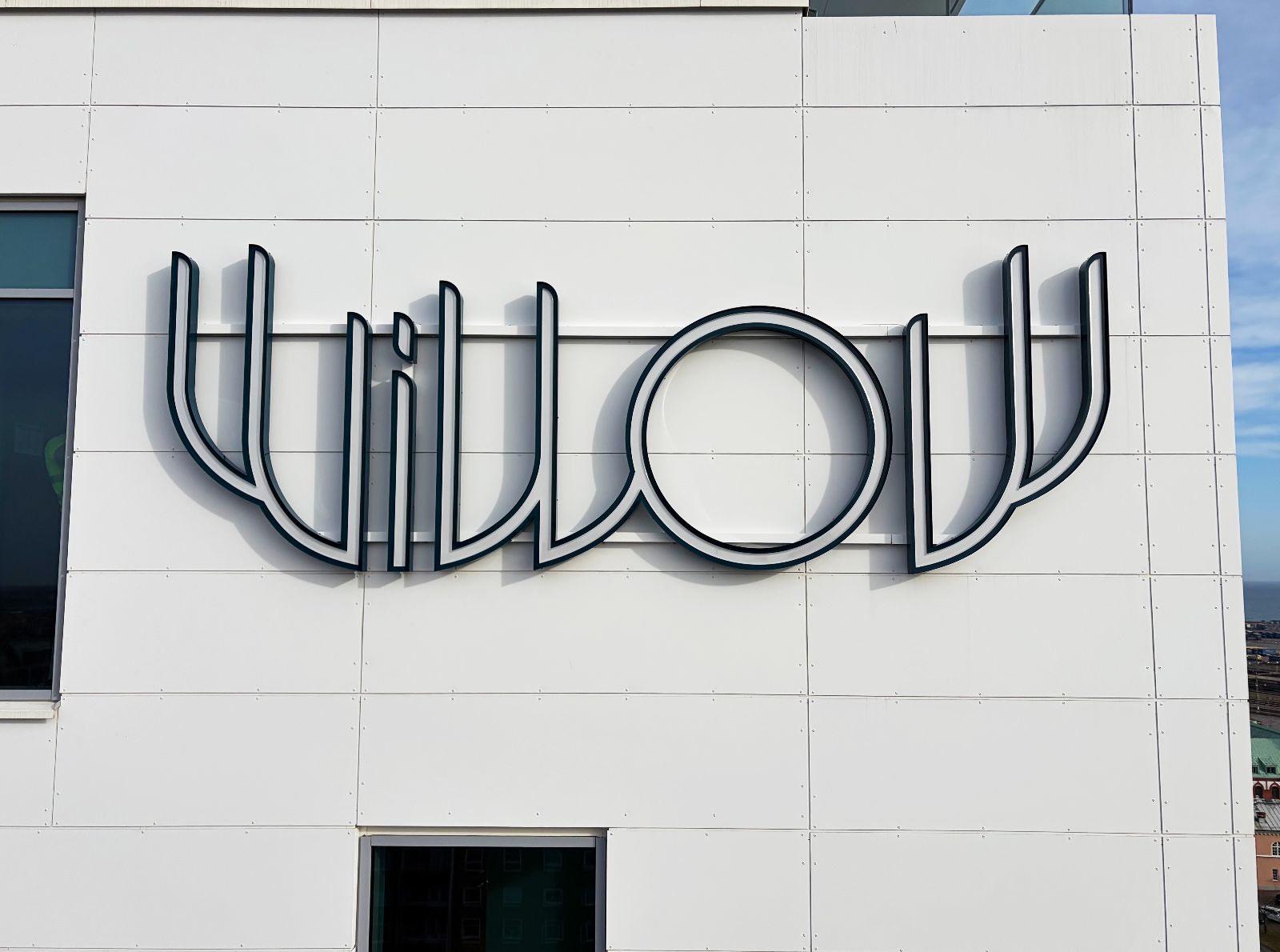 Skyltning till Willow Hotel  – Trelleborg – bild 15