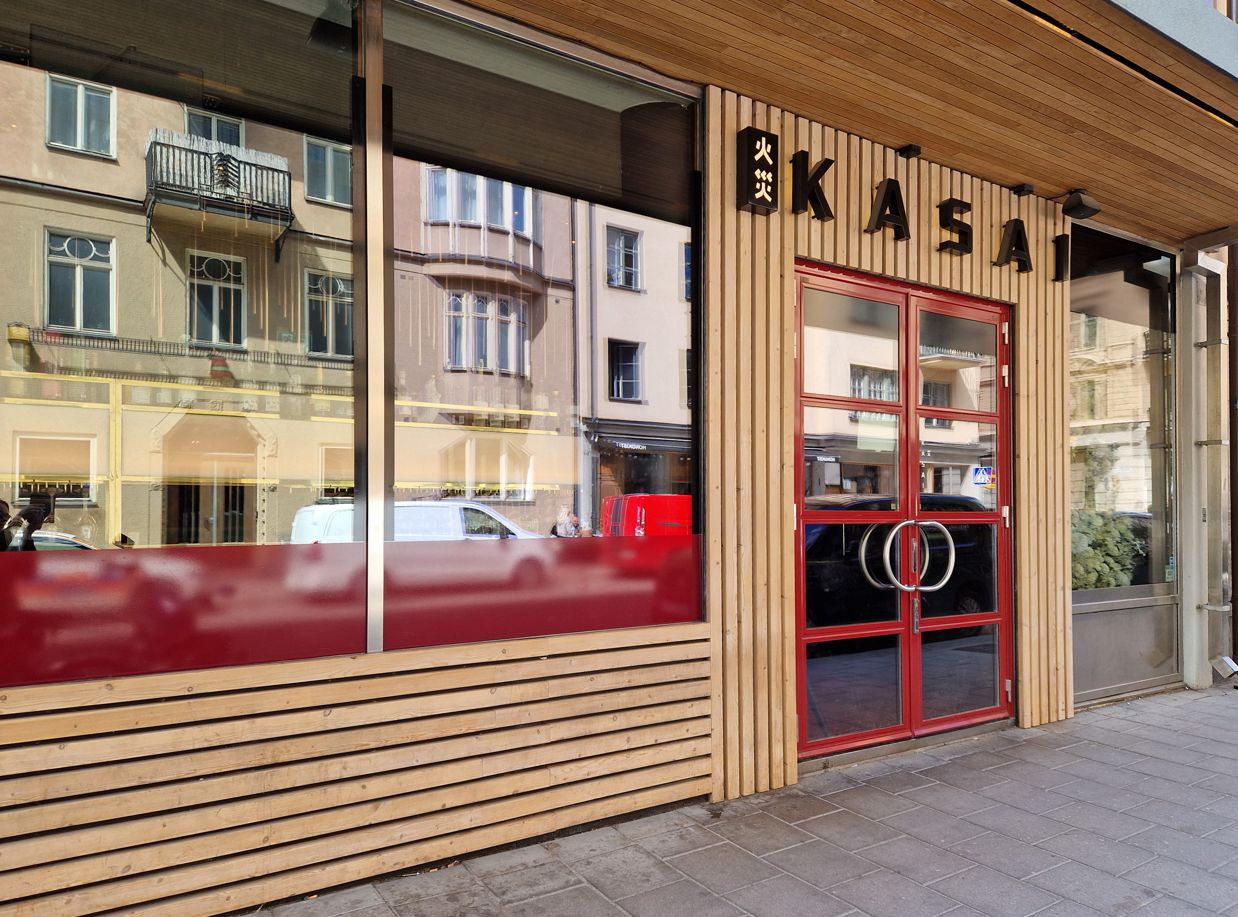 Fasadskyltning för KASAI Linnégatan – bild 3