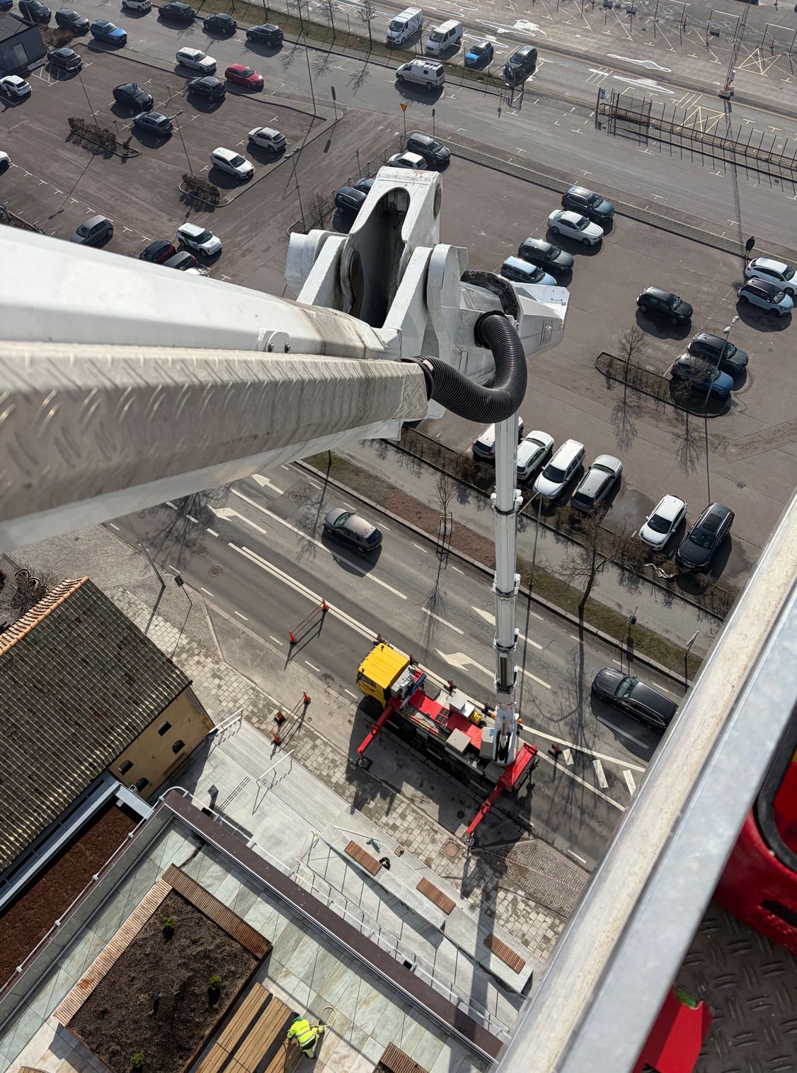 Skyltning till Willow Hotel  – Trelleborg – bild 2