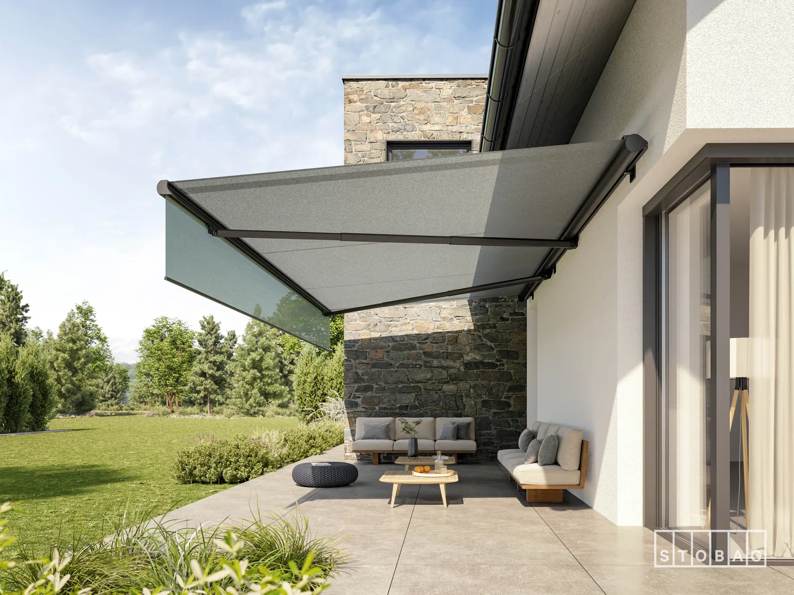 Stobag Vivo – cassette awning adapted for outdoor dining areas
