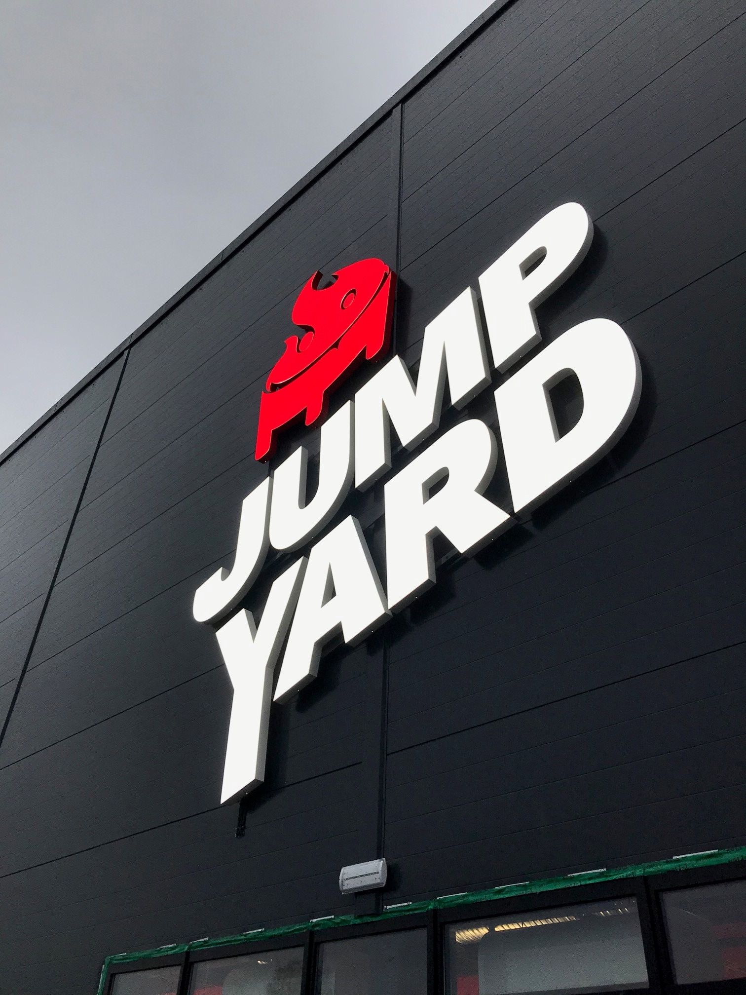 Skyltning för JumpYard – bild 4