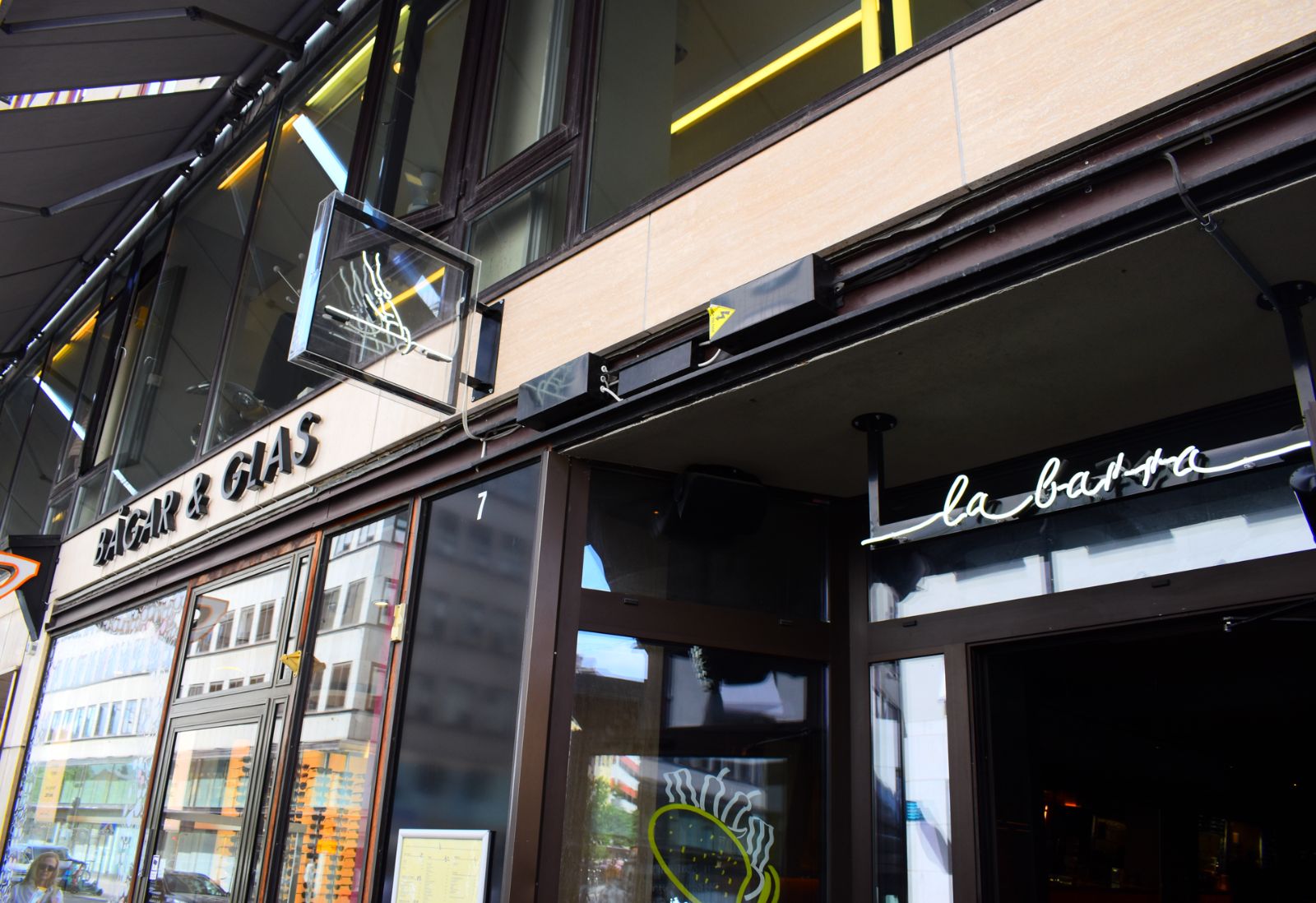 Skyltning till La Barra  – Norrlandsgatan – bild 4